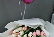 Bouquet of 35 White and Powder Pink Tulips and Foil Pink Heart-Shaped Balloons, Set of 3 — photo 2